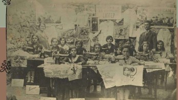 «Με έδωσαν σαν το γομάρι»: Ιστορίες γυναικών του Κάμπου για την προίκα, τα ανείπωτα «όχι» και τους αγώνες για την ελευθερία