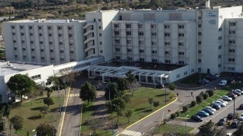 Συναγερμός στο νοσοκομείο Πατρών με 3 γιατρούς θετικούς στον κορωνοϊό