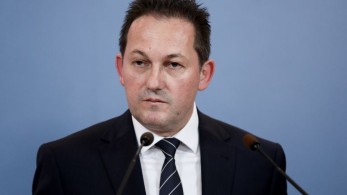 Πέτσας για εμβολιασμό: Έχουμε συμμάχους κοινωνία και Εκκλησία
