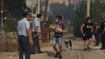 Φωτιά στον Ερύμανθο: Προληπτικές εκκενώσεις οικισμών