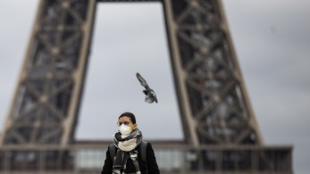 Γαλλία: Τέλος στα δωρεάν τεστ για Covid-19