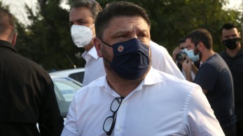 Χαρδαλιάς: Διάσπαρτες αναζωπυρώσεις στη Βαρυμπόμπη – 76 σπίτια με σοβαρές ζημιές