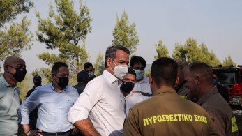 Ο Πρωθυπουργός απαντά με έργα, όχι με συσκέψεις «μαϊμού»