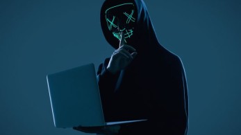 Ρώμη-κυβερνοεπίθεση: Παραμένει εκτός λειτουργίας η ηλεκτρονική πλατφόρμα για τους εμβολιασμούς