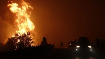 Εκκένωση σε Καπανδρίτι, Αγ. Στέφανο και Πολυδένδρι