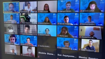 Τηλεδιάσκεψη  Κικίλια με την Ελληνική Εθνική Ομάδας Ρομποτικής