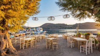 Πενταπλασιάστηκαν οι Βορειοελλαδίτες εκδρομείς σε νησιά του Νότιου Αιγαίου