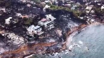 Kάτοικος από το Μάτι για τις εκκενώσεις: «Αν σκούπιζες πτώματα από τον δρόμο τότε θα καταλάβαινες…»