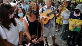 Στη Μητρόπολη Αθηνών η σορός του Μίκη Θεοδωράκη – Ξεκίνησε το λαϊκό προσκύνημα