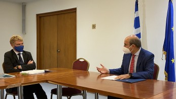 Συνάντηση Χατζηδάκη με τον γενικό διευθυντή Στήριξης Διαρθρωτικών Μεταρρυθμίσεων Νάβα