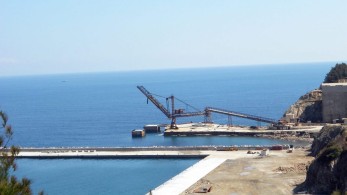 Προσάραξη φορτηγού πλοίου, με σημαία Τουρκίας, στο Μαντούδι