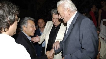 Το ΚΚΕ για τον θάνατο του Μίκη: Το έργο του είναι σάλπισμα πάλης, νέων αγώνων, αντίστασης, ανάτασης κι ελπίδας