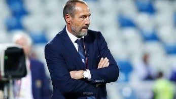 Αντιφατικές δηλώσεις από Φαν’τ Σχιπ (vid)