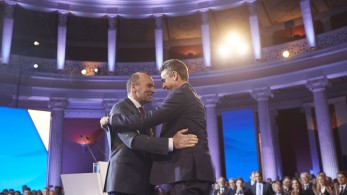 Ο Βέμπερ και πάλι υποψήφιος για επικεφαλής της ΚΟ του ΕΛΚ