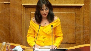 Μιχαηλίδου: Ο ΣΥΡΙΖΑ διαστρεβλώνει σκοπίμως την πραγματικότητα – Στόχος είναι η αποϊδρυματοποίηση