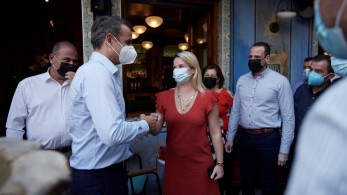 Συνάντηση Μητσοτάκη με δημάρχους Δυτικής Αθήνας: Δίνω κάτι πίσω σε μια περιοχή που με τιμά