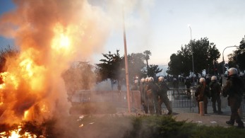 Διαδήλωση αντιεμβολιαστών: Σύλληψη 9 ατόμων για συμμετοχή στα επεισόδια