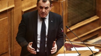 Παναγιωτόπουλος στη Βουλή: Οι Ένοπλες Δυνάμεις διέθεσαν άμεσα όλες τις δυνάμεις σε προσωπικό, μέσα και υλικά