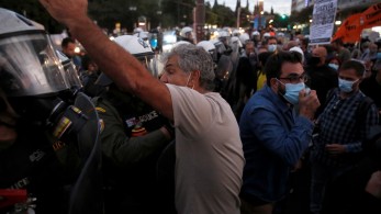 Επεισόδια και χημικά στην πορεία κατά του νομοσχεδίου για την αξιολόγηση εκπαιδευτικών