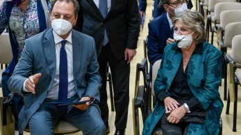 Ξενάγηση της Φερέιρα στις νέες εγκαταστάσεις του Μπενάκειου που χρηματοδοτήθηκαν από το ΕΣΠΑ