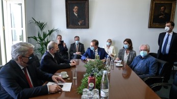 Έτσι θα αναγεννηθεί η Εύβοια- Λιβανός και Μπένος ενημέρωσαν τον Επίτροπο Γεωργίας της Ε.Ε Βοϊτσεχόφσκι