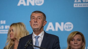 Τσεχία: Ήττα του πρωθυπουργού, νίκη της κεντροδεξιάς