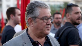 Πυρά Κουτσούμπα κατά ΣΥΡΙΖΑ: Δεν γίνεται να εμφανίζεται με το “φωτοστέφανο” της προόδου