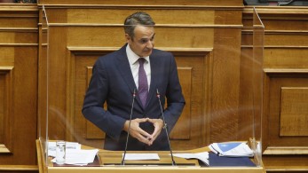 Βουλή: Ο πρωθυπουργός απαντά στον Τσίπρα για την πανδημία