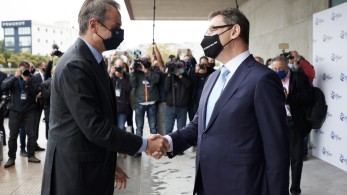 Μητσοτάκης: Είναι δράμα να πεθαίνουν 30-40 άνθρωποι την ημέρα επειδή δεν έκαναν το εμβόλιο