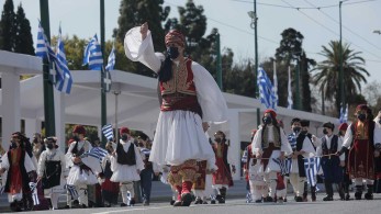 Βασιλακόπουλος: Παρέλαση με μάσκες-Περισσότερες ελευθερίες σε εμβολιασμένους
