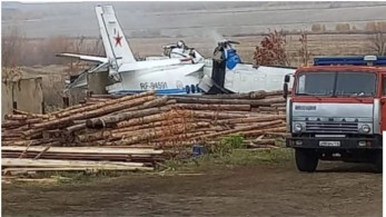 Ρωσία: Αεροσκάφος συνετρίβη σε κατοικημένη περιοχή – Τουλάχιστον 16 νεκροί