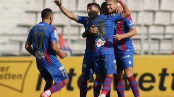 Super League 1: Πανηγύρισε ιστορική νίκη ο Βόλος