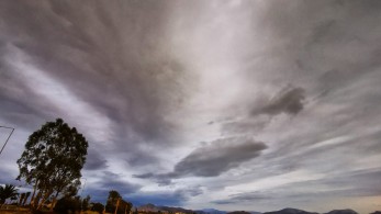 Κακοκαιρία στο μεγαλύτερο μέρος της χώρας: Βροχές, καταιγίδες και ισχυροί άνεμοι