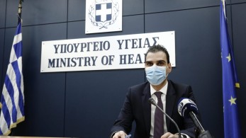 Θεμιστοκλέους : Η λύση της πανδημίας δεν είναι στα φάρμακα