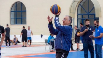 Θεοδωρικάκος – Έπαιξε σε τουρνουά μπάσκετ