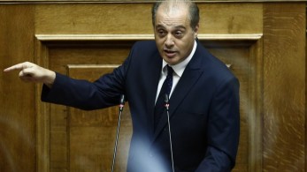 Αντιεμβολιαστικό παραλήρημα με… ψεκ-news από τον Βελόπουλο