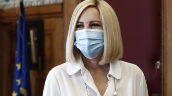 Μαχήτρια μέχρι το τέλος η Φώφη Γεννηματά: “Μου ξέφυγε ο μπαγάσας, αλλά θα τον νικήσω”