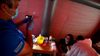 Βουλγαρία: Η χώρα κατακλύζεται από το τέταρτο κύμα Covid-19, θα στείλει ασθενείς στο εξωτερικό