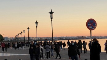 Κορωνοϊός: Έκτακτη σύσκεψη στο Μαξίμου για την αύξηση των κρουσμάτων