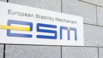 Γιατί ο ESM προτείνει την αύξηση του ορίου στο 100% του ΑΕΠ και δίνει έμφαση στις δημόσιες επενδύσεις