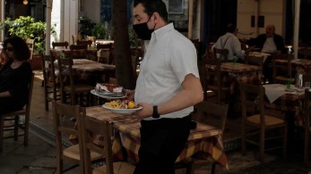 Νέα μέτρα για ανεμβολίαστους: Τι λέει το ΦΕΚ- Όλες οι αλλαγές