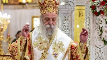 Ο Μητροπολίτης και τα ορφανά του αρνητή