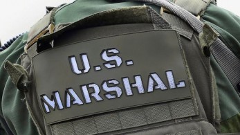 ΗΠΑ: Αστυνομικοί εισέβαλαν με όπλα σε σπίτι με νεογέννητο-Χτύπησαν λάθος πόρτα