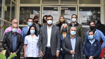 Η ΟΝΝΕΔ στο “Μεταξά”-Μαρινάκης: Ήρωες όσοι βρίσκονται μέσα στα αντικαρκινικά νοσοκομεία