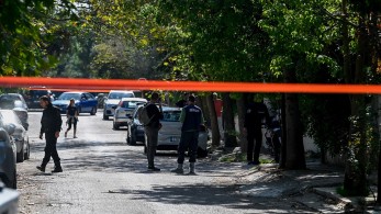 Δολοφονία στη Νέα Ερυθραία: Εκτός κινδύνου ο δεύτερος τραυματίας (vid)