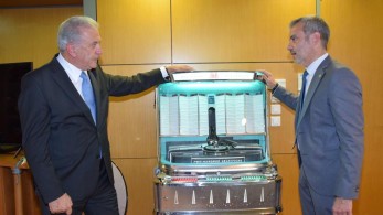 Ο Αβραμόπουλος, ο Ζέρβας και η Βίκυ Λέανδρος