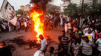 Πραξικόπημα στο Σουδάν: Διακόπηκαν όλες oι τηλεπικοινωνίες