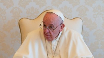 Ο Πάπας Φραγκίσκος διόρισε την πρώτη γυναίκα στην ηγεσία της κυβέρνησης της Αγίας Έδρας