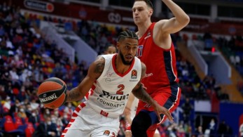 «Πλήρωσε» το κακό β’ δεκάλεπτο ο Ολυμπιακός