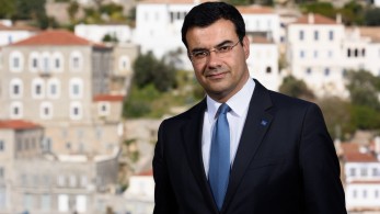 Ο δήμαρχος Ύδρας μηνύει την Ολλανδή δημοσιογράφο – «Μας αποκάλεσε ακροδεξιούς, ρατσιστές, Χρυσαυγίτες»